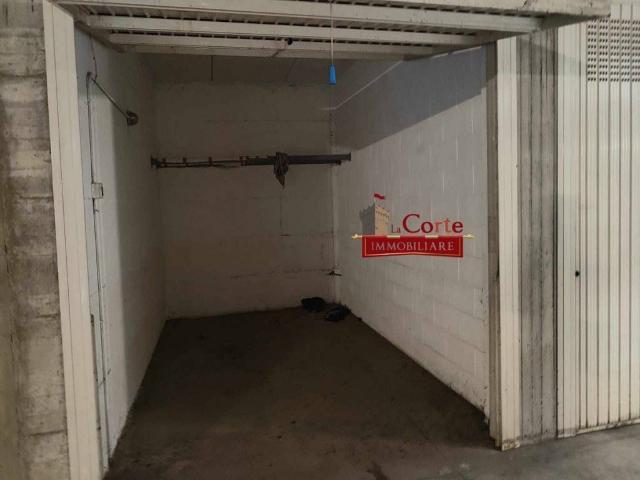 Box / Garage in vendita a Bovisio Masciago MB