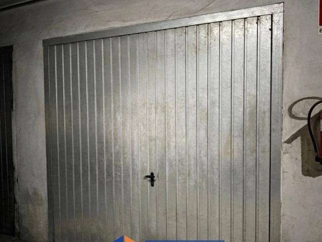 Box / Garage in vendita a Bra CN