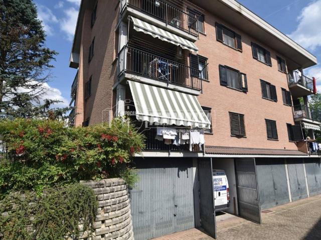 Box / Garage in vendita a Brandizzo TO