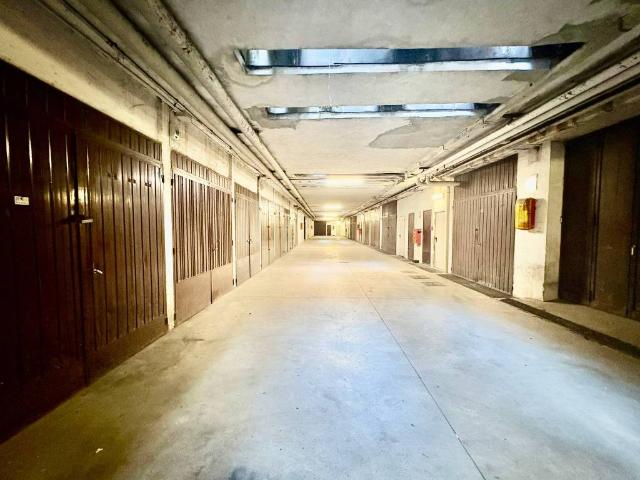Box / Garage in vendita a Brescia BS