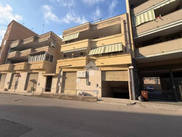 Box / Garage in vendita a Brindisi BR