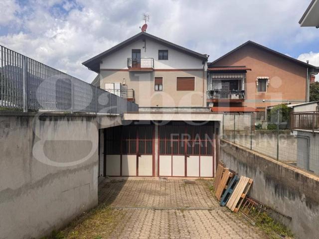 Box / Garage in vendita a Bruino TO