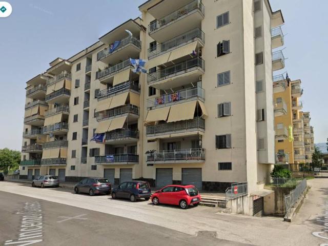 Box / Garage in vendita a Brusciano NA