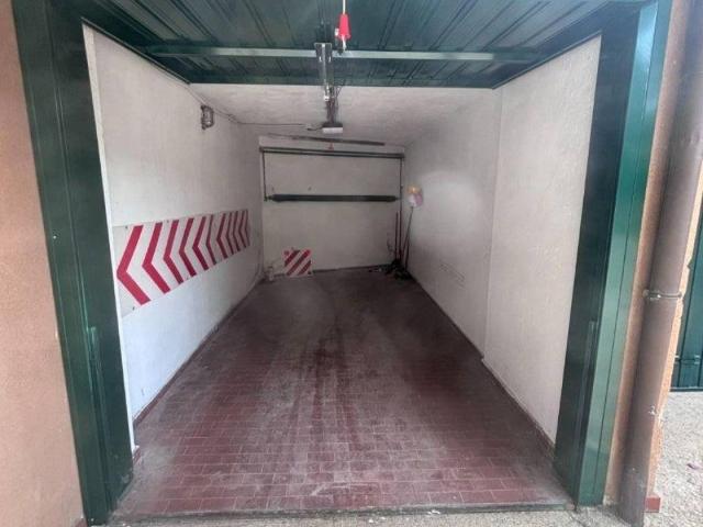 Box / Garage in vendita a Buccinasco MI