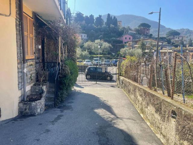 Box / Garage in vendita a Camogli GE