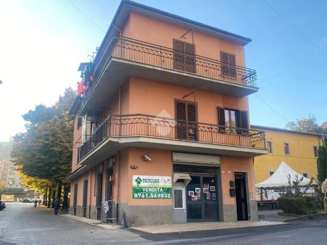 Box / Garage in vendita a Canepina VT
