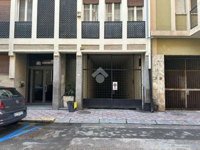 Box / Garage in vendita a Cagliari CA
