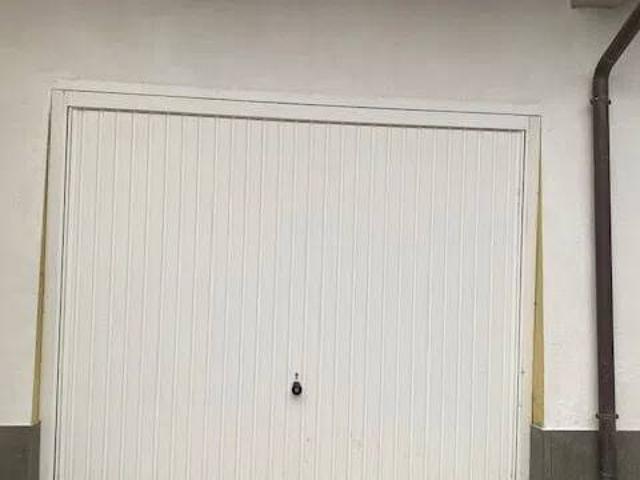 Box / Garage in vendita a Caluso TO