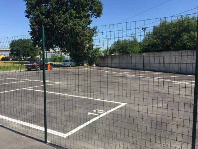 Box / Garage in vendita a Calderara di Reno BO
