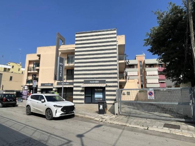Box / Garage in vendita a Capurso BA
