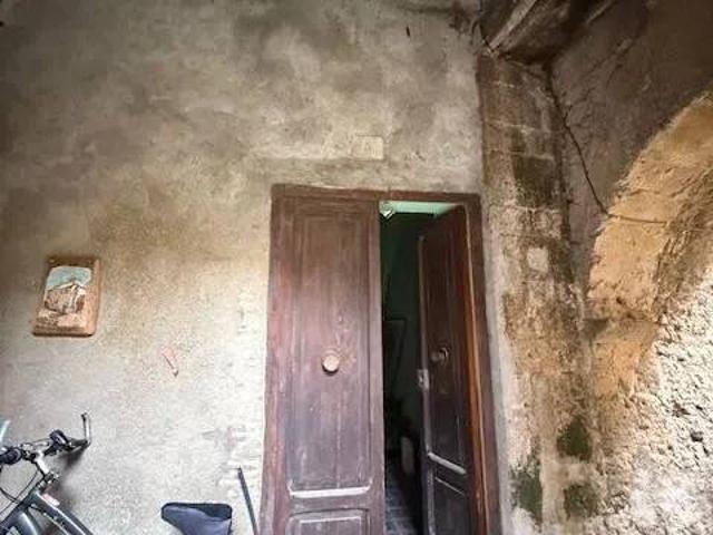 Box / Garage in vendita a Capranica VT