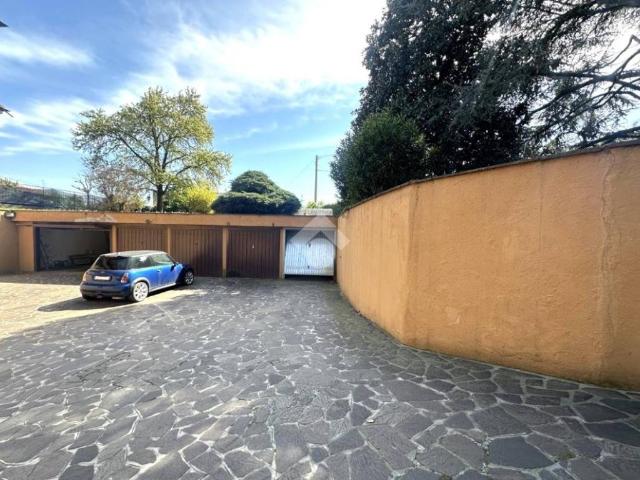 Box / Garage in vendita a Capriate San Gervasio BG