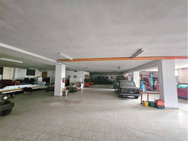 Box / Garage in vendita a Carovigno BR