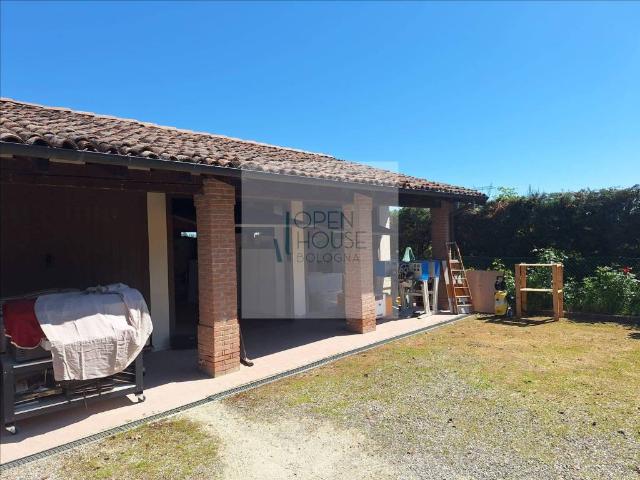 Box / Garage in vendita a Castel Maggiore BO