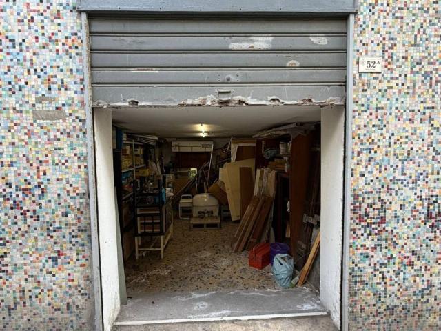Box / Garage in vendita a Castellammare di Stabia NA