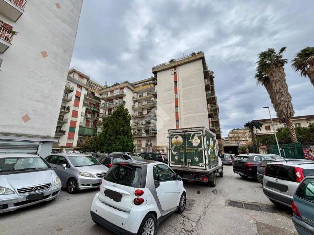 Box / Garage in vendita a Castellammare di Stabia NA