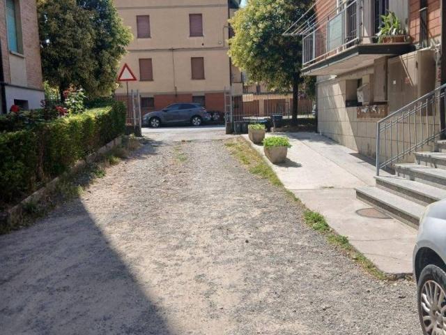 Box / Garage in vendita a Castello d'Argile BO