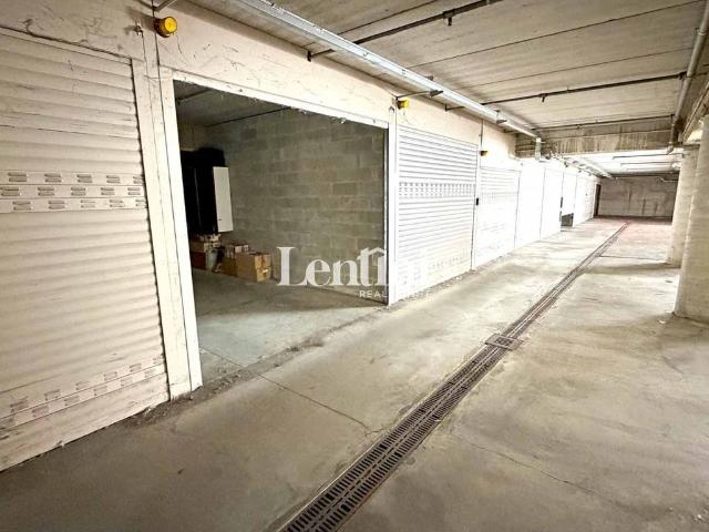 Box / Garage in vendita a Casale Monferrato AL