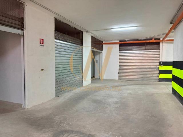 Box / Garage in vendita a Caserta CE