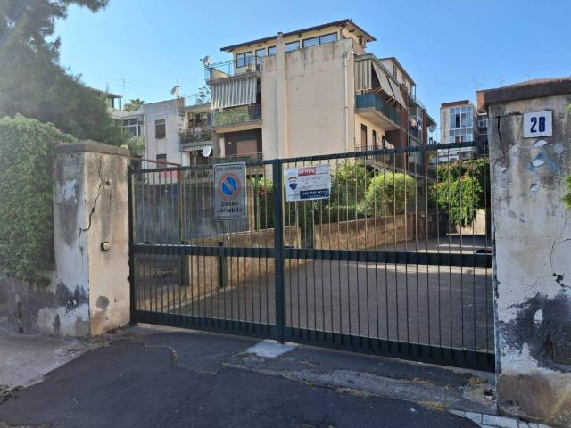 Box / Garage in vendita a Catania CT