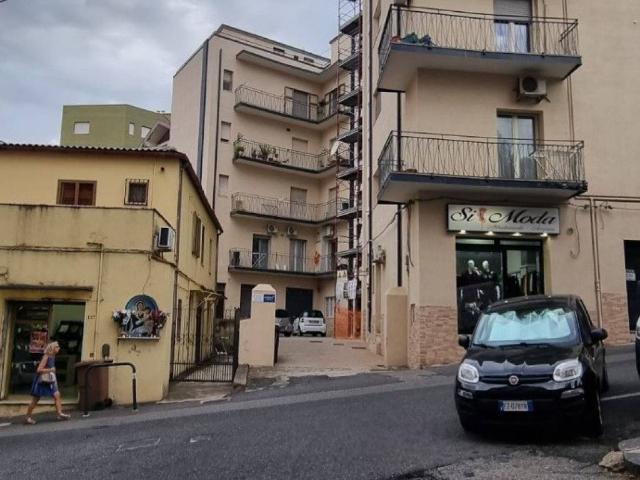 Box / Garage in vendita a Catanzaro CZ