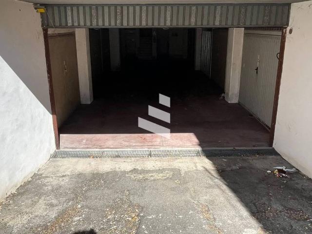 Box / Garage in vendita a Cerveteri RM
