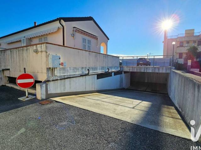 Box / Garage in vendita a Ceriale SV