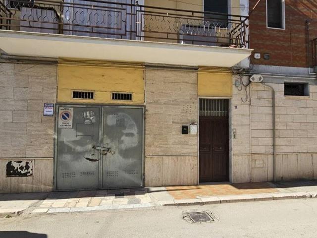Box / Garage in vendita a Cerignola FG