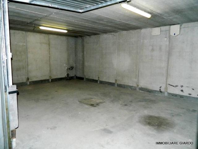 Box / Garage in vendita a Chieri TO