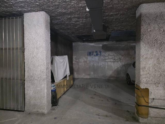 Box / Garage in vendita a Chioggia VE
