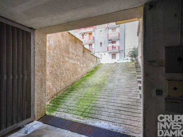 Box / Garage in vendita a Cisternino BR