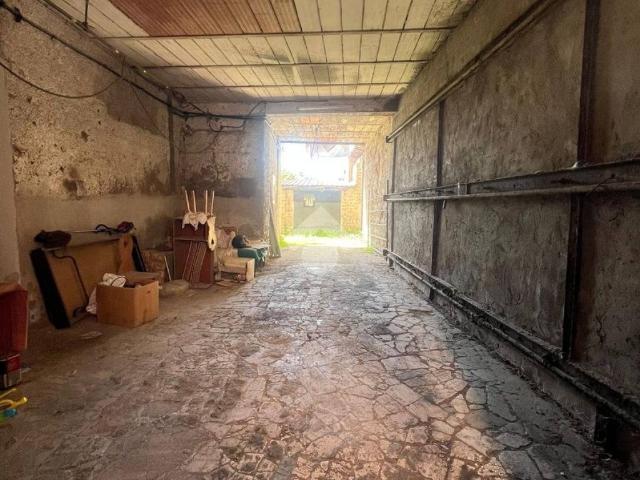 Box / Garage in vendita a Civita Castellana VT