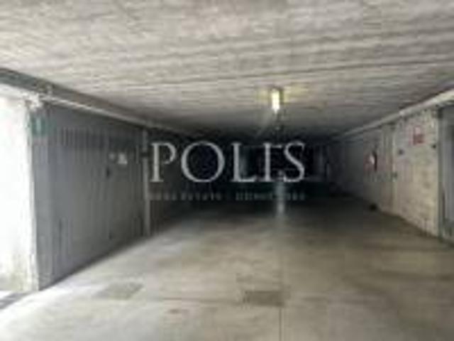 Box / Garage in vendita a Como CO
