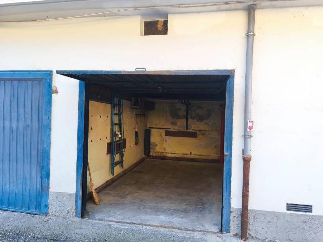 Box / Garage in vendita a Collegno TO