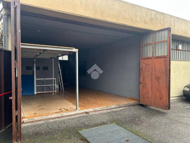 Box / Garage in vendita a Collegno TO