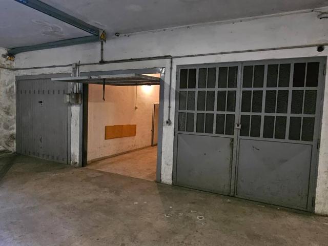 Box / Garage in vendita a Collegno TO