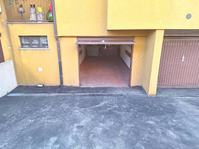 Box / Garage in vendita a Collegno TO