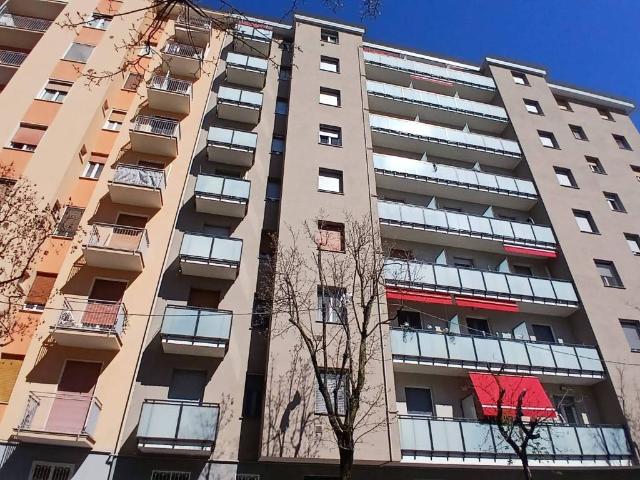 Box / Garage in vendita a Cologno Monzese MI