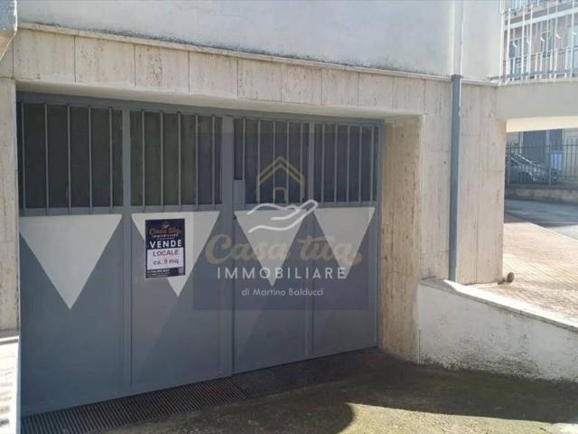 Box / Garage in vendita a Corato BA