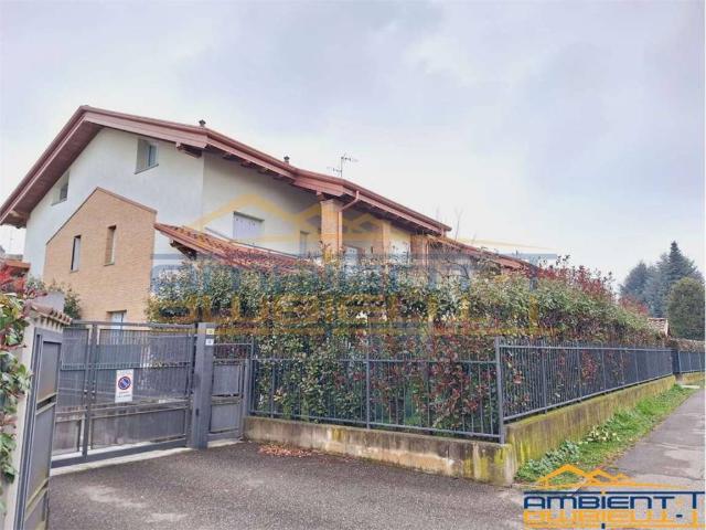 Box / Garage in vendita a Cornate d'Adda MB