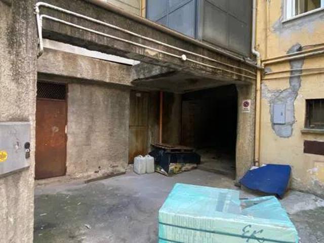 Box / Garage in vendita a Cosenza CS