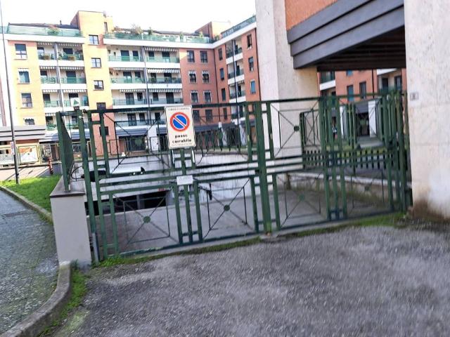 Box / Garage in vendita a Cremona CR
