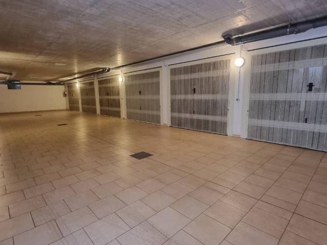 Box / Garage in vendita a Cremona CR