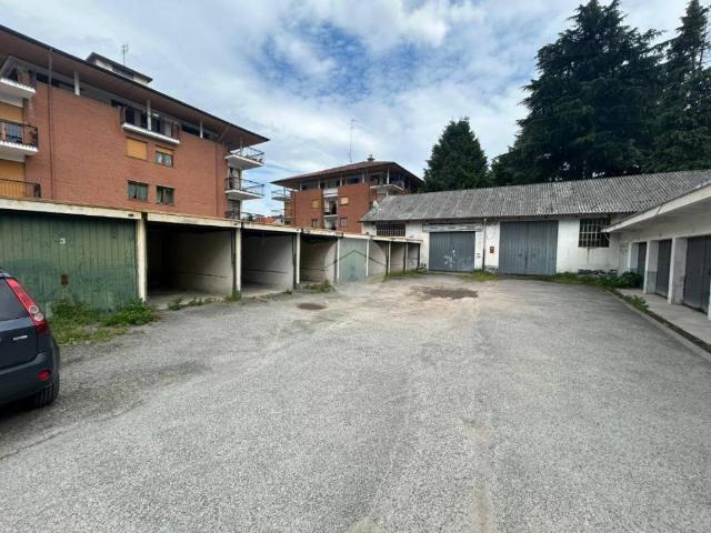 Box / Garage in vendita a Cuorgnè TO