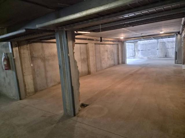 Box / Garage in vendita a Edolo BS