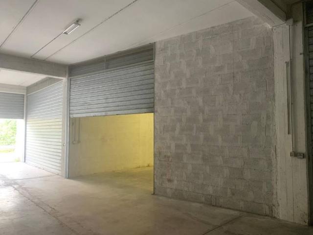 Box / Garage in vendita a Fabriano AN
