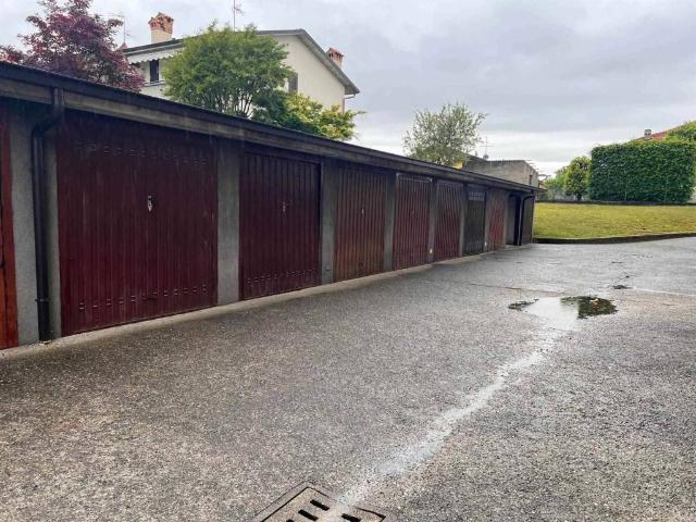 Box / Garage in vendita a Fara Gera d'Adda BG