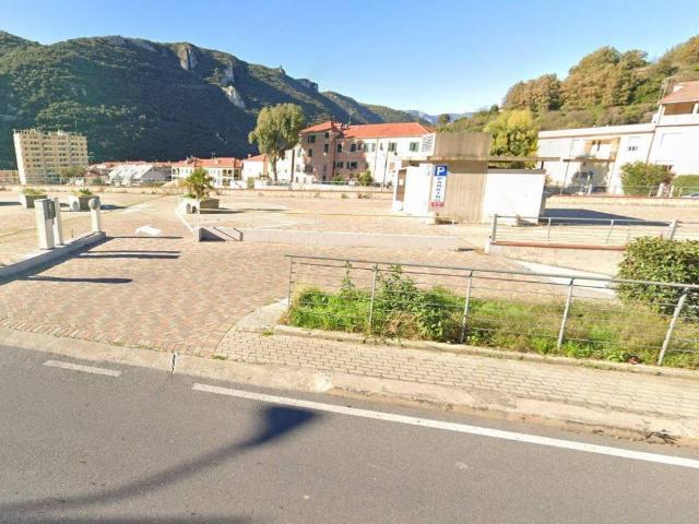 Box / Garage in vendita a Finale Ligure SV