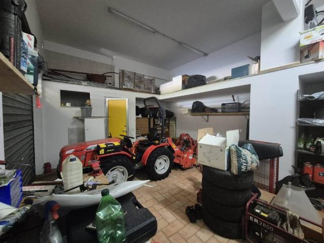 Box / Garage in vendita a Fiano Romano RM