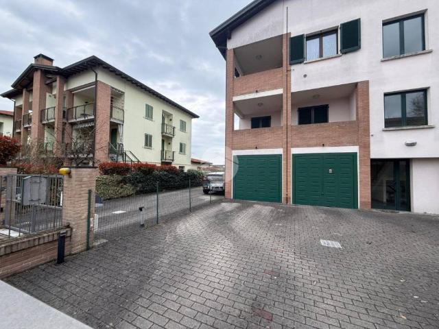 Box / Garage in vendita a Fidenza PR
